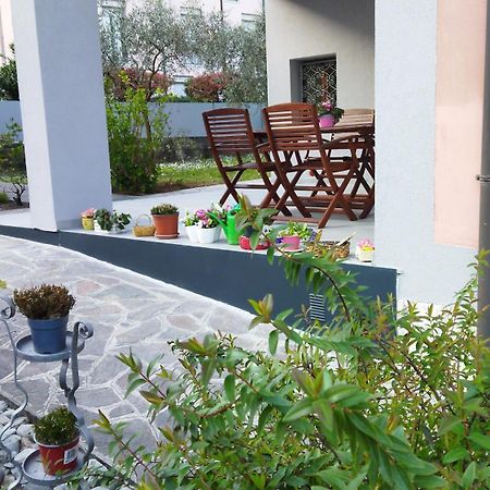 Rose Garden House Wi-Fi Apartment Рива дел Гарда Екстериор снимка