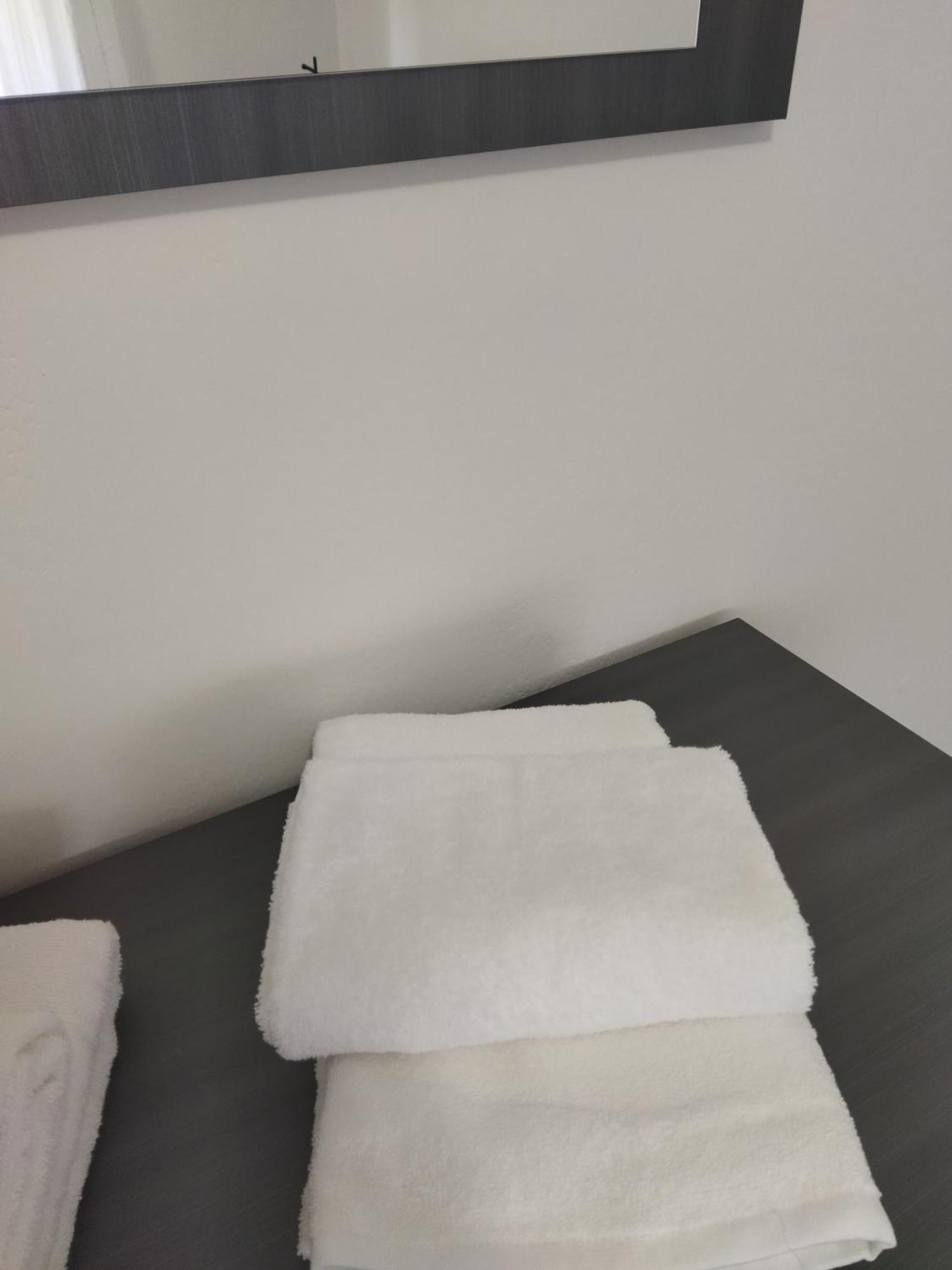 Rose Garden House Wi-Fi Apartment Рива дел Гарда Екстериор снимка