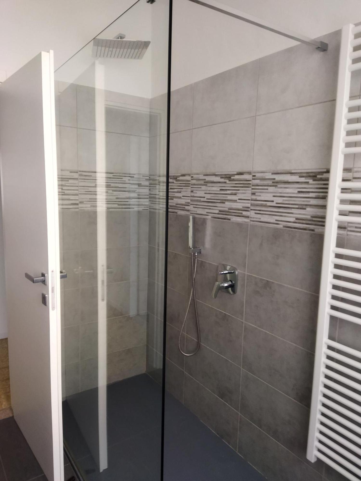 Rose Garden House Wi-Fi Apartment Рива дел Гарда Екстериор снимка